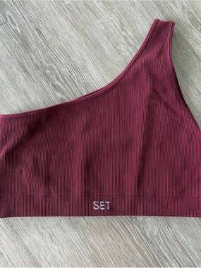 SET Active One-Shoulder Ribbed Sports Bra in Burgundy